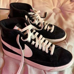 Nike Mid Blazer ‘77 Black